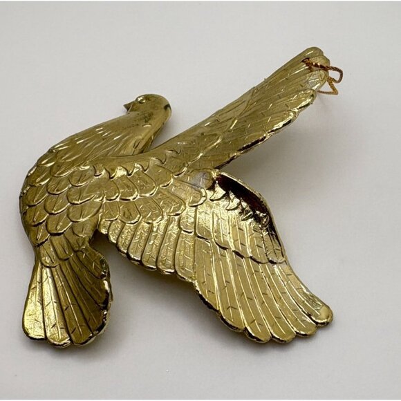 Vintage Gold Tone Dove Christmas Tree Ornament Bird in Flight Peace Harmony - Picture 4 of 6